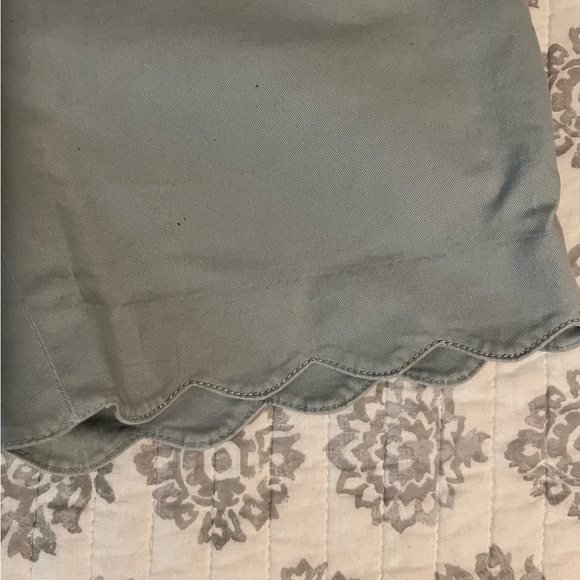 Lowrise light blue shorts - Picture 4 of 4